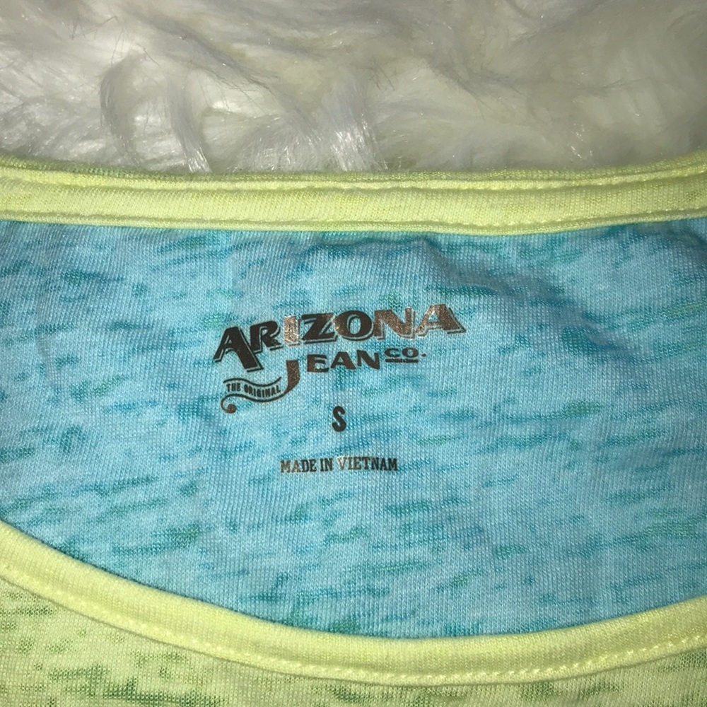 Crop top - Picture 2 of 2